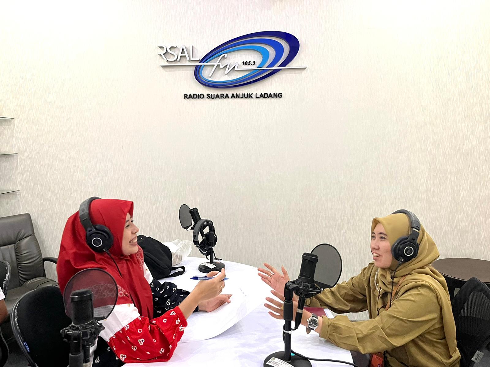 Talk Show Bawaslu dan RSal FM di Dinas Kominfo 