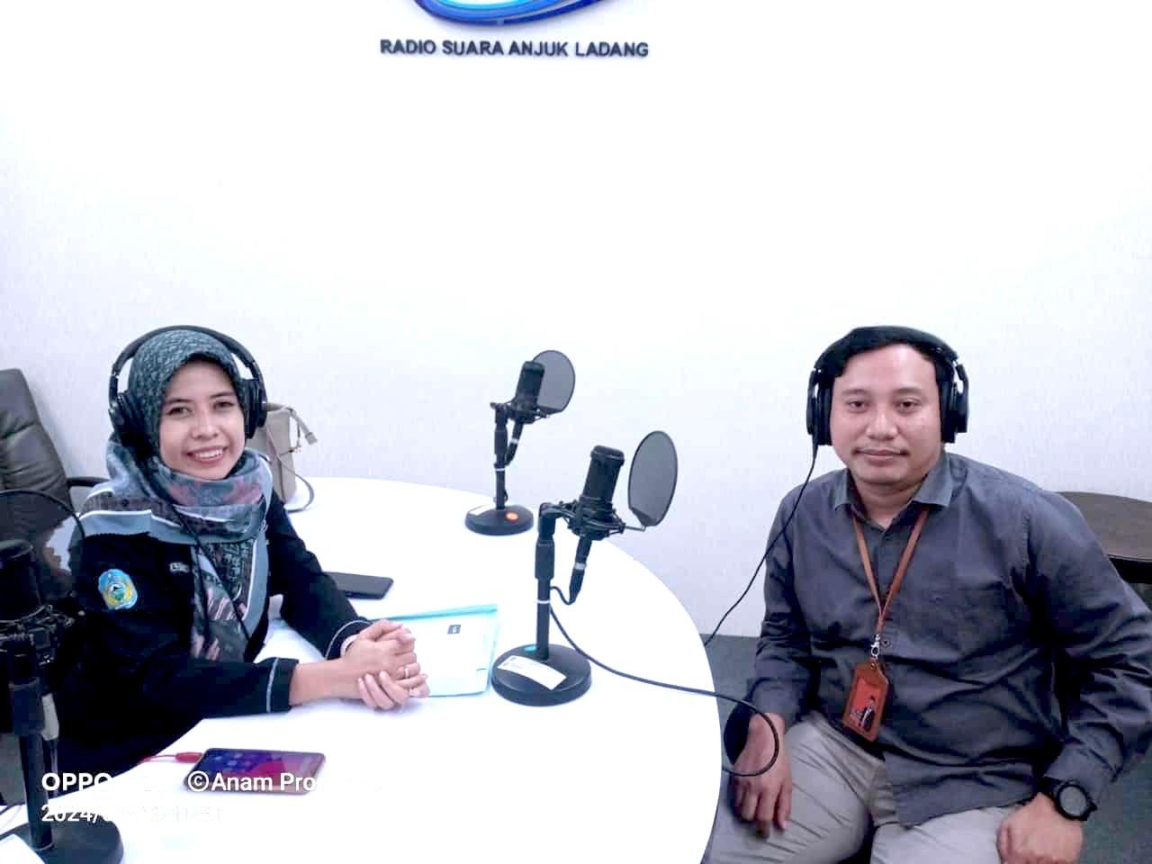 Talk Show bersama RSal FM 