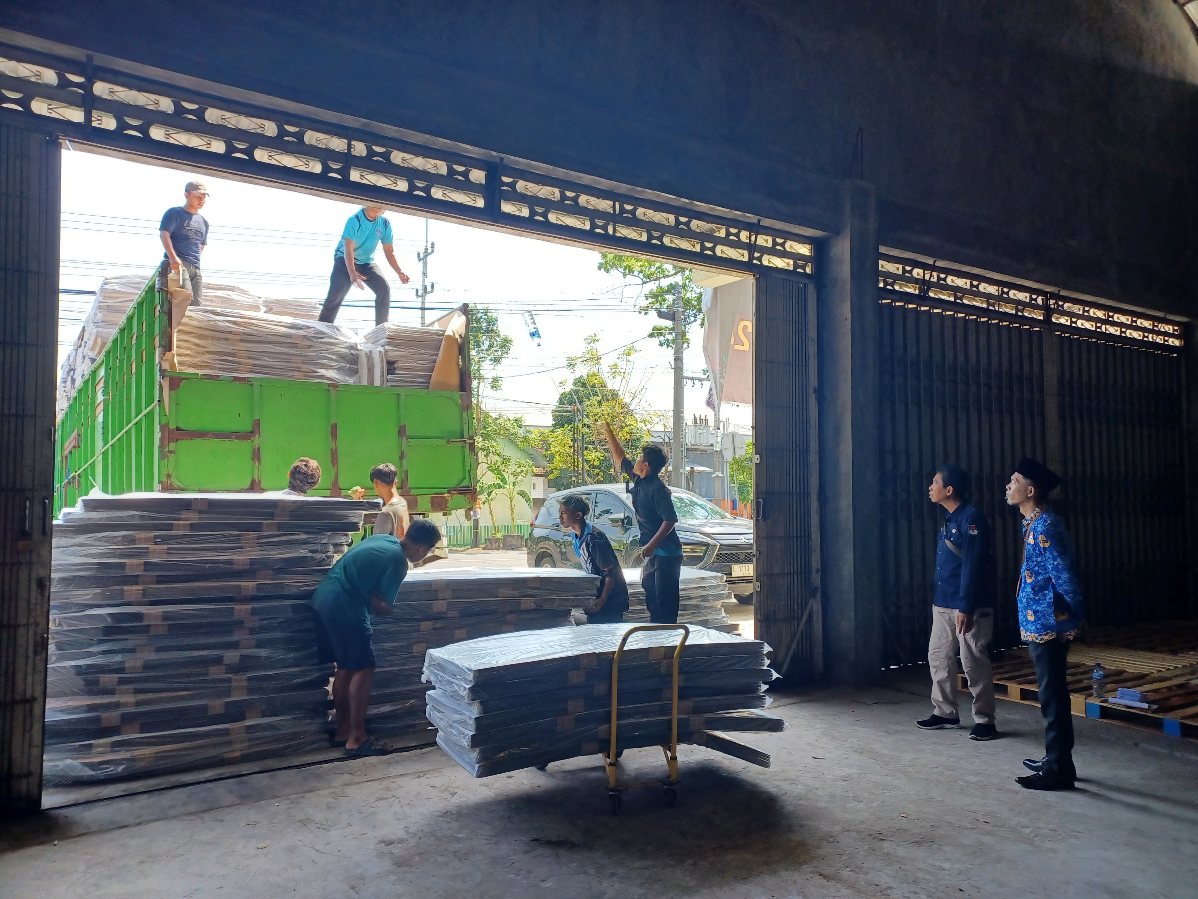 Bawaslu pengawasan kedatangan Logistik