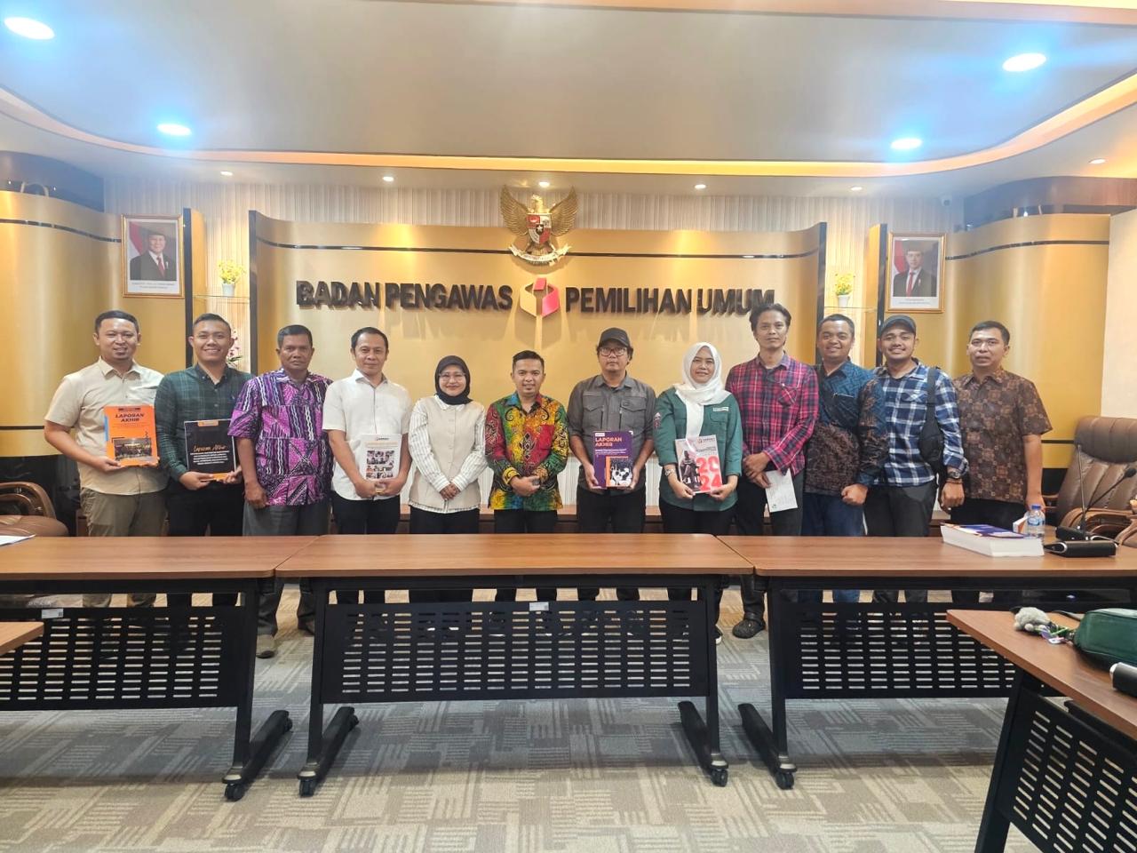 Penyerahan Lapkir Pengawasan Tahun 2024