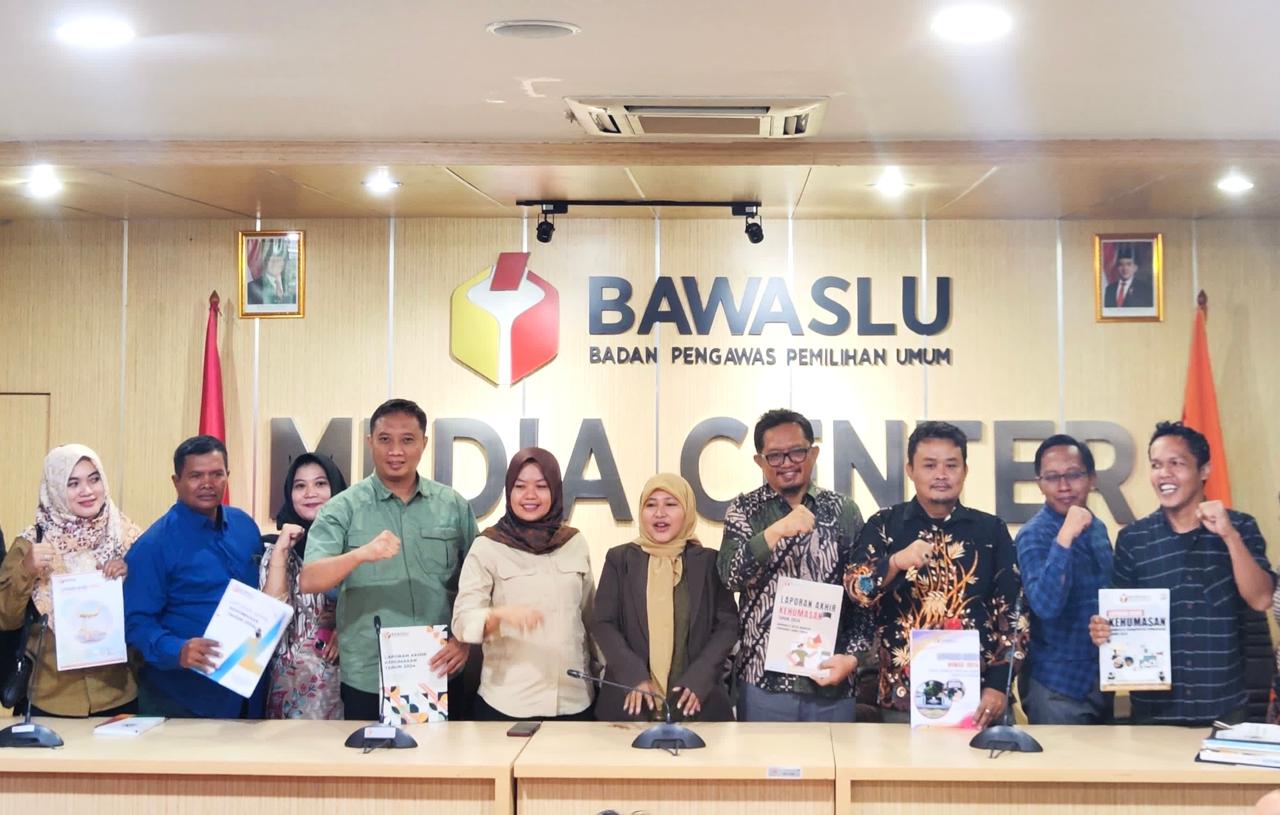 Penyerahan Laporan AKhir Kehumasan 2024