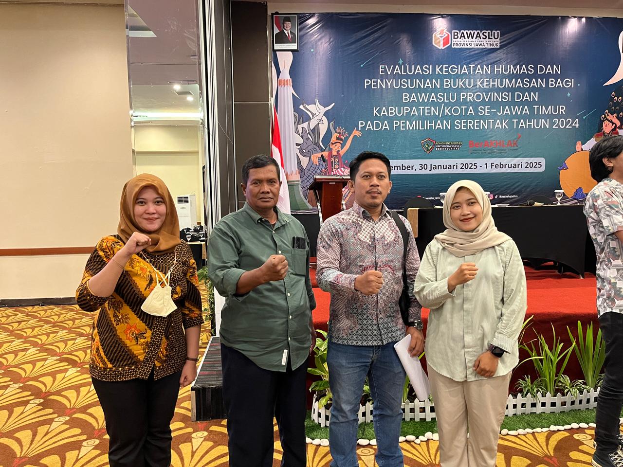 Evaluasi Kegiatan Humas dan Penyusunan Buku Kehumasan