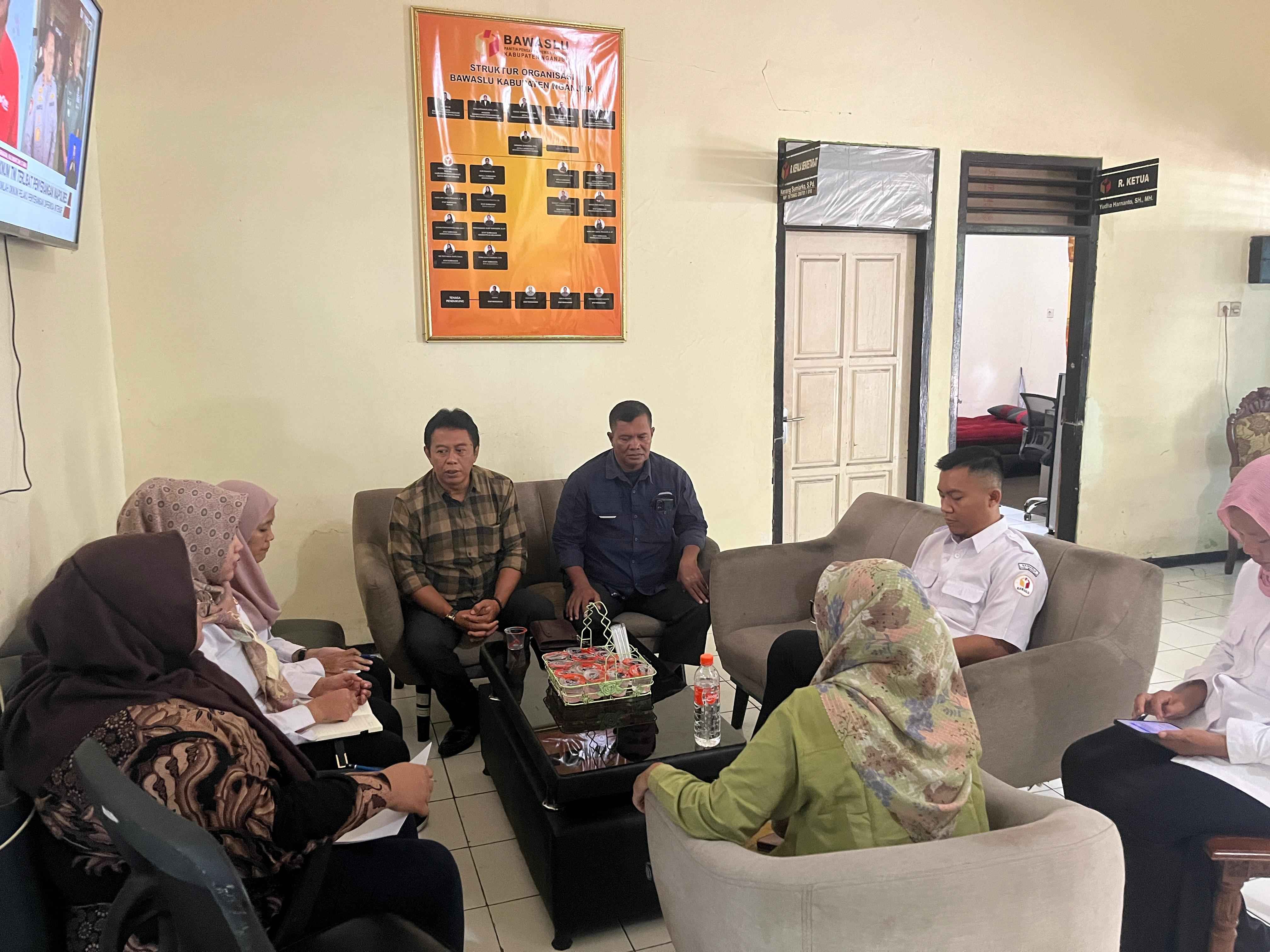 Rapat Pleno Bawaslu Nganjuk