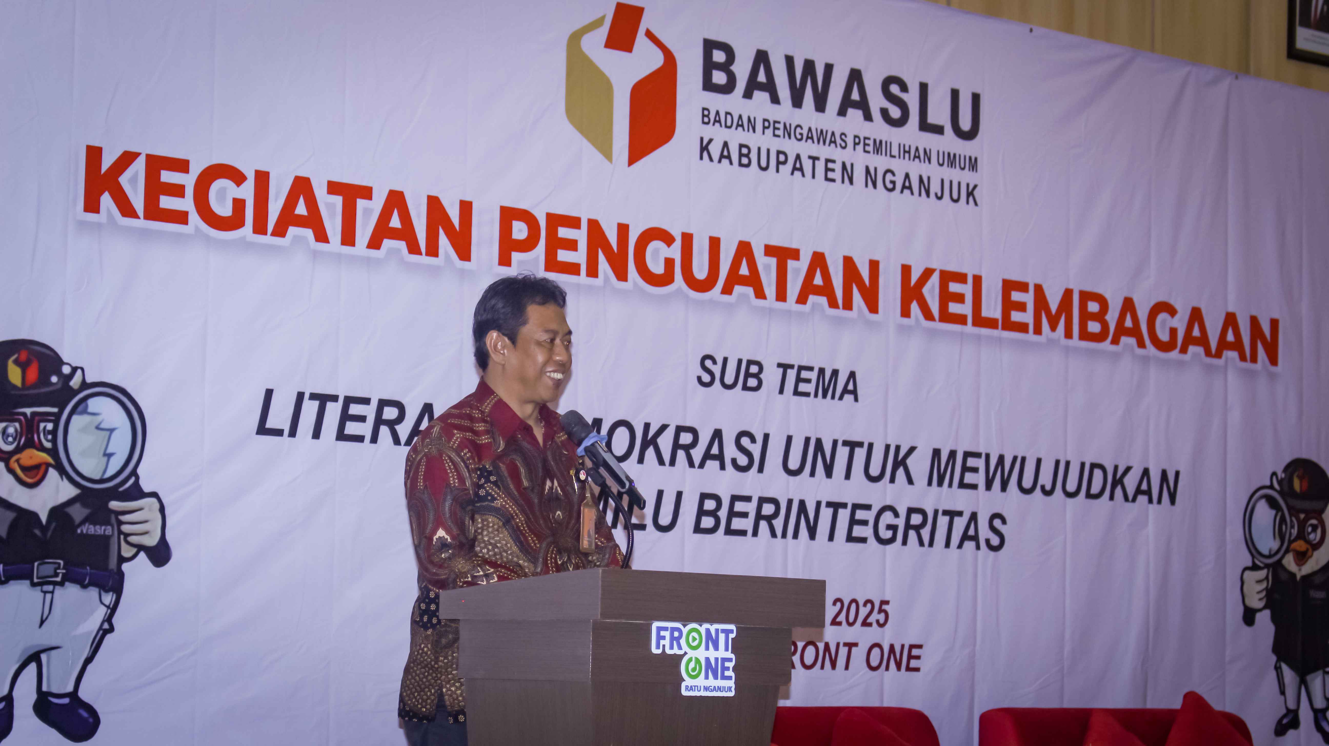 Ketua Bawaslu Nganjuk berikan sambutan