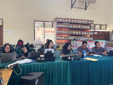 Sekretariat Bawaslu Kabupaten Nganjuk melaksanakan Sharing Knowledge