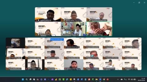  Anggota Bawaslu Jatim, Dewita Hayu Shinta saat memberikan sambutan dalam DHS, pada Selasa, 28 April 2026 1