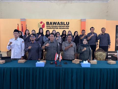 Ng-date bawaslu nganjuk Pengelolaan PPID 