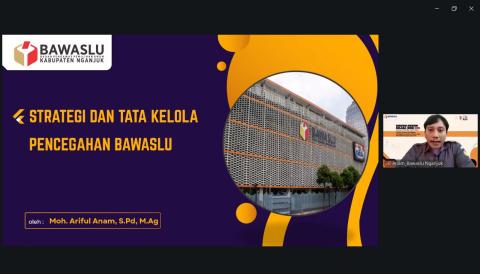 Bawaslu nganjuk menyampaikan materi