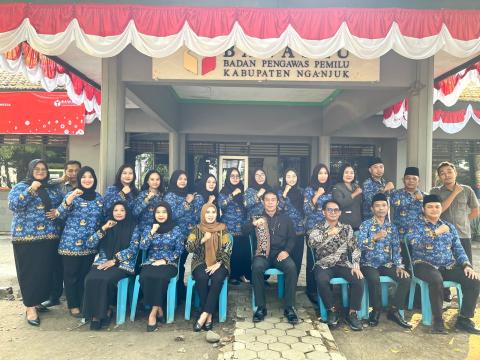 foto bersama hut ri ke 81