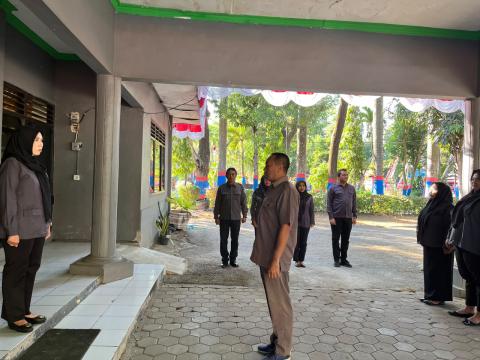 Fina menjadi pembina apel
