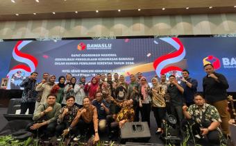 BAWASLU NGANJUK HADIRI RAKORNAS KONSOLIDASI PENGELOLAAN KEHUMASAN BAWASLU DALAM RANGKA PEMILIHAN SERENTAK TAHUN 2024