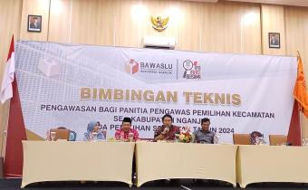 Bimtek Pengawasan bagi panwaslucam se Kabupaten Nganjuk