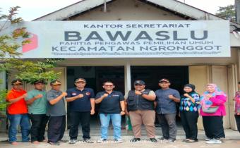 Kunjungan Bawaslu ke Kecamatan ngronggot