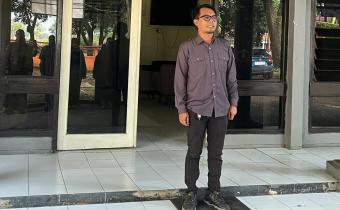 Mahrus Ali Sofyan sebagai Pembina Apel
