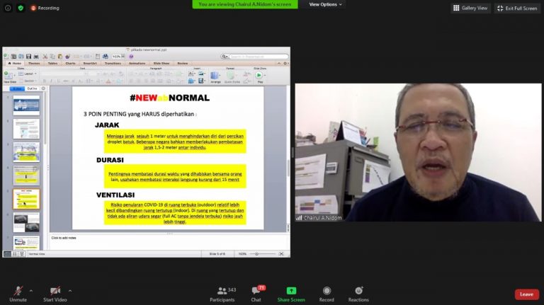 Pakar epidemologi dan guru besar biokimia biologi Unair Surabaya Prof. DR. C.A. Nidom, MS, 